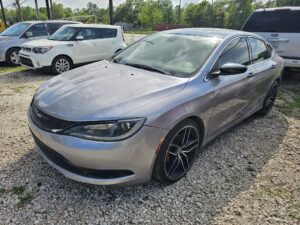 Silver 2016 Chrysler 200 Limited